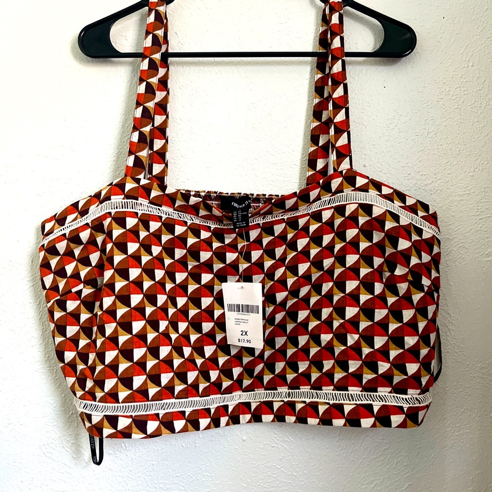 Forever 21+ Patterned Top Size 2X NWT